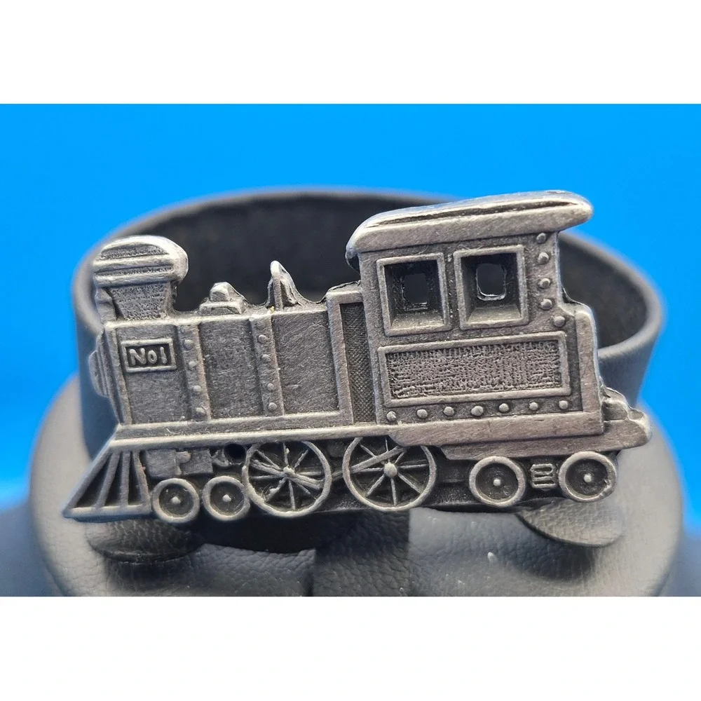 Vintage Train Brooch Earring Set Silver Tone Locomotive Steam Engine No 1